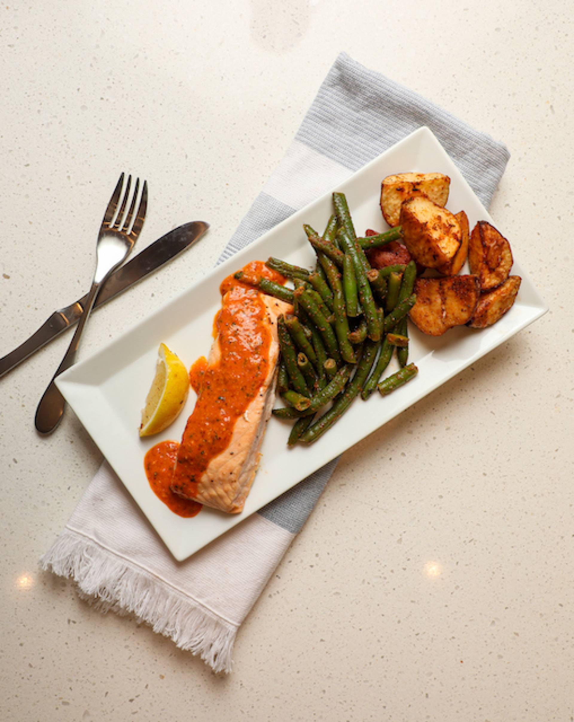 Baked Salmon with Green Beans