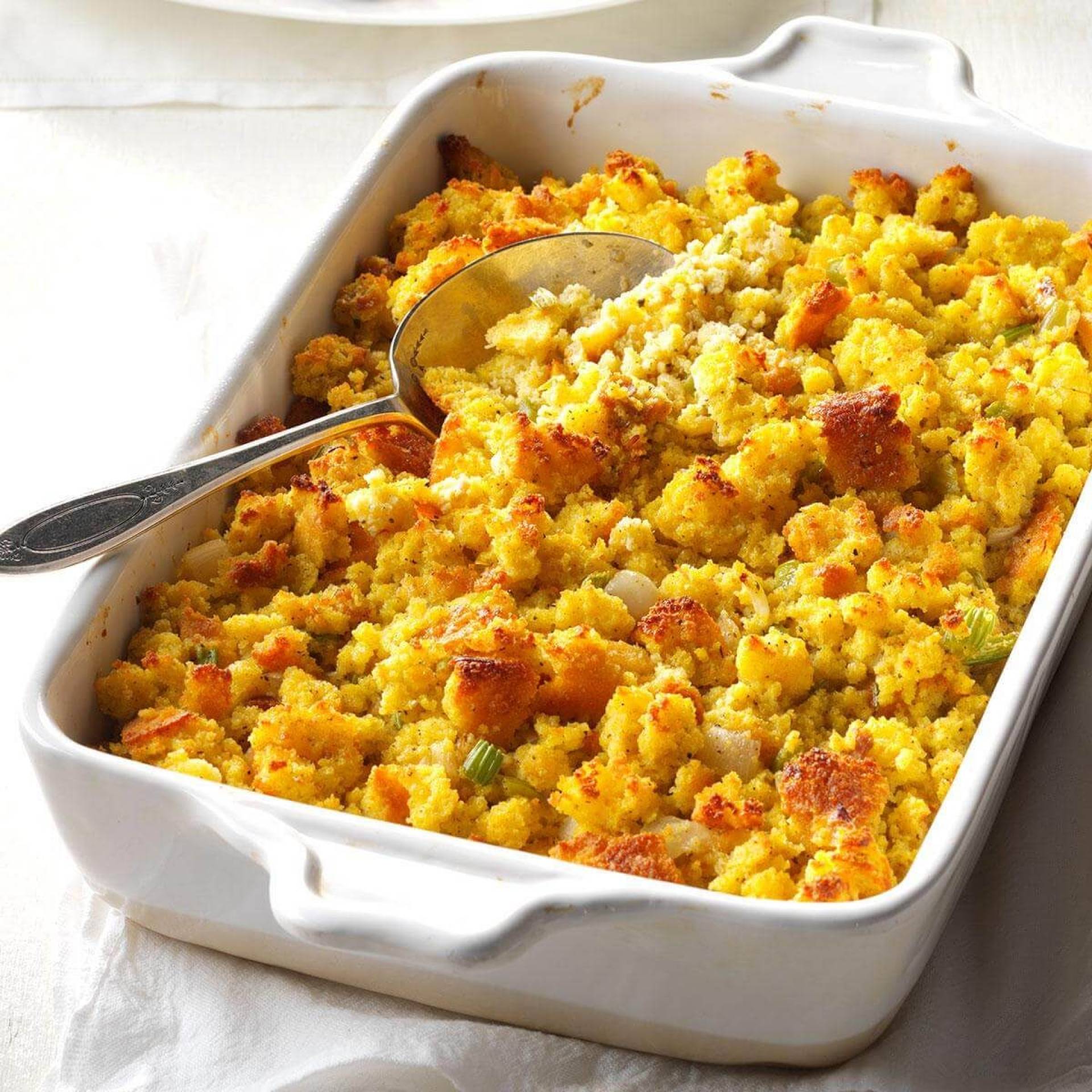 HOLIDAY Traditional Cornbread Dressing