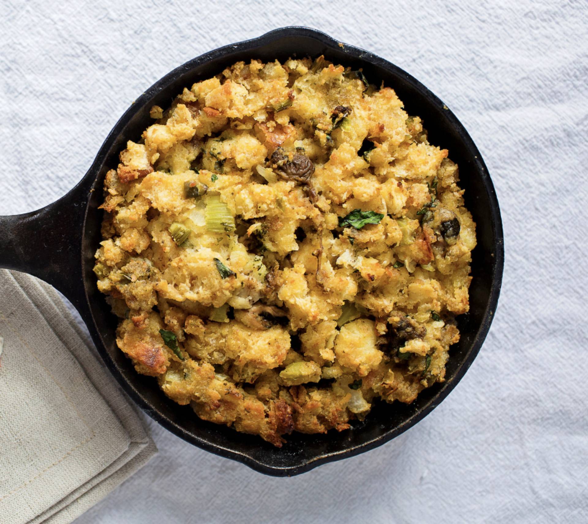 HOLIDAY New Orleans Oyster Dressing
